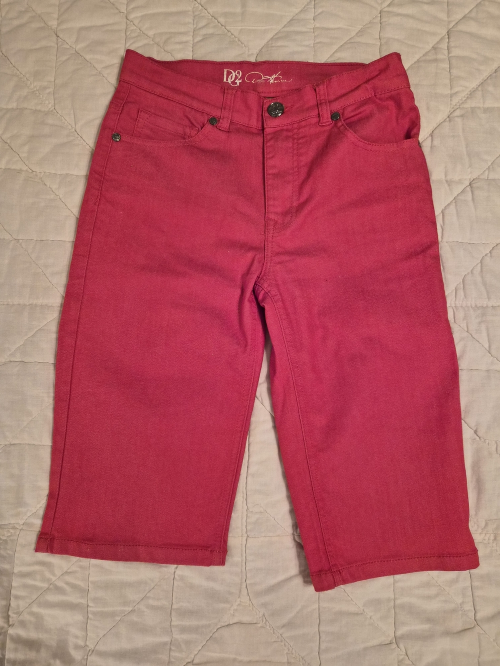DG2 by Diane Gilman  Cherry Red Bermuda Shorts - Size 2